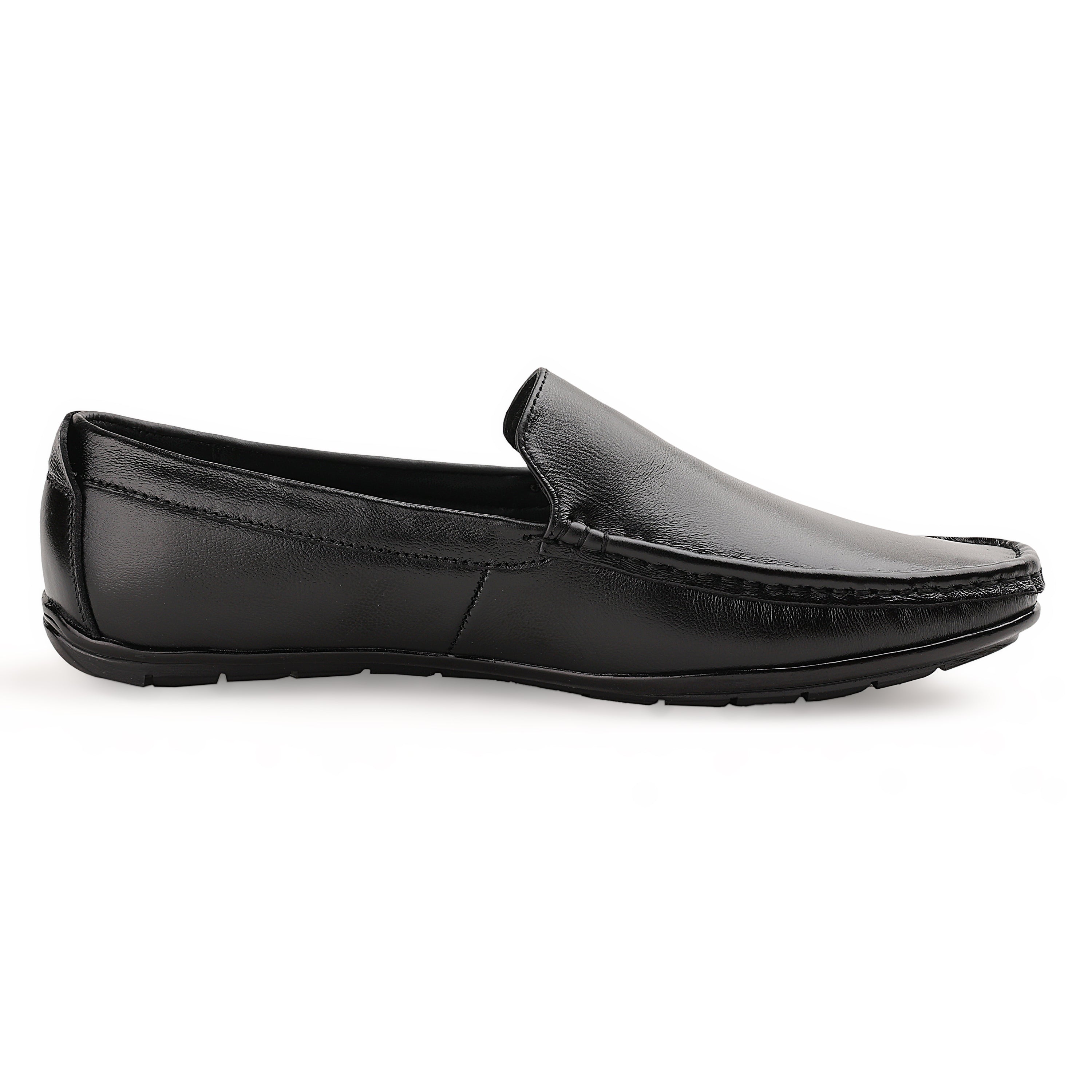 Chamda Men’s Black Slip-On Loafers