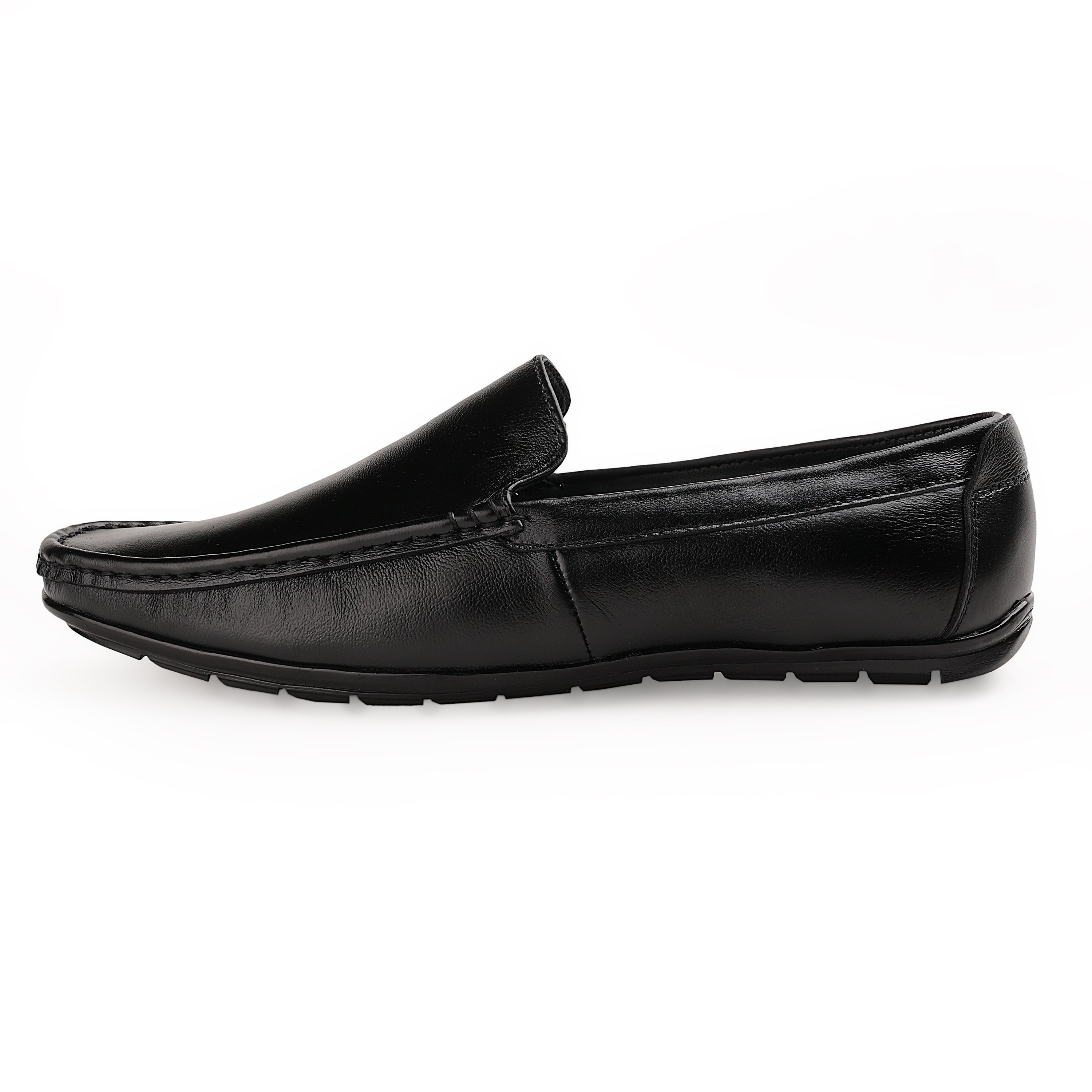 Chamda Men’s Black Slip-On Loafers